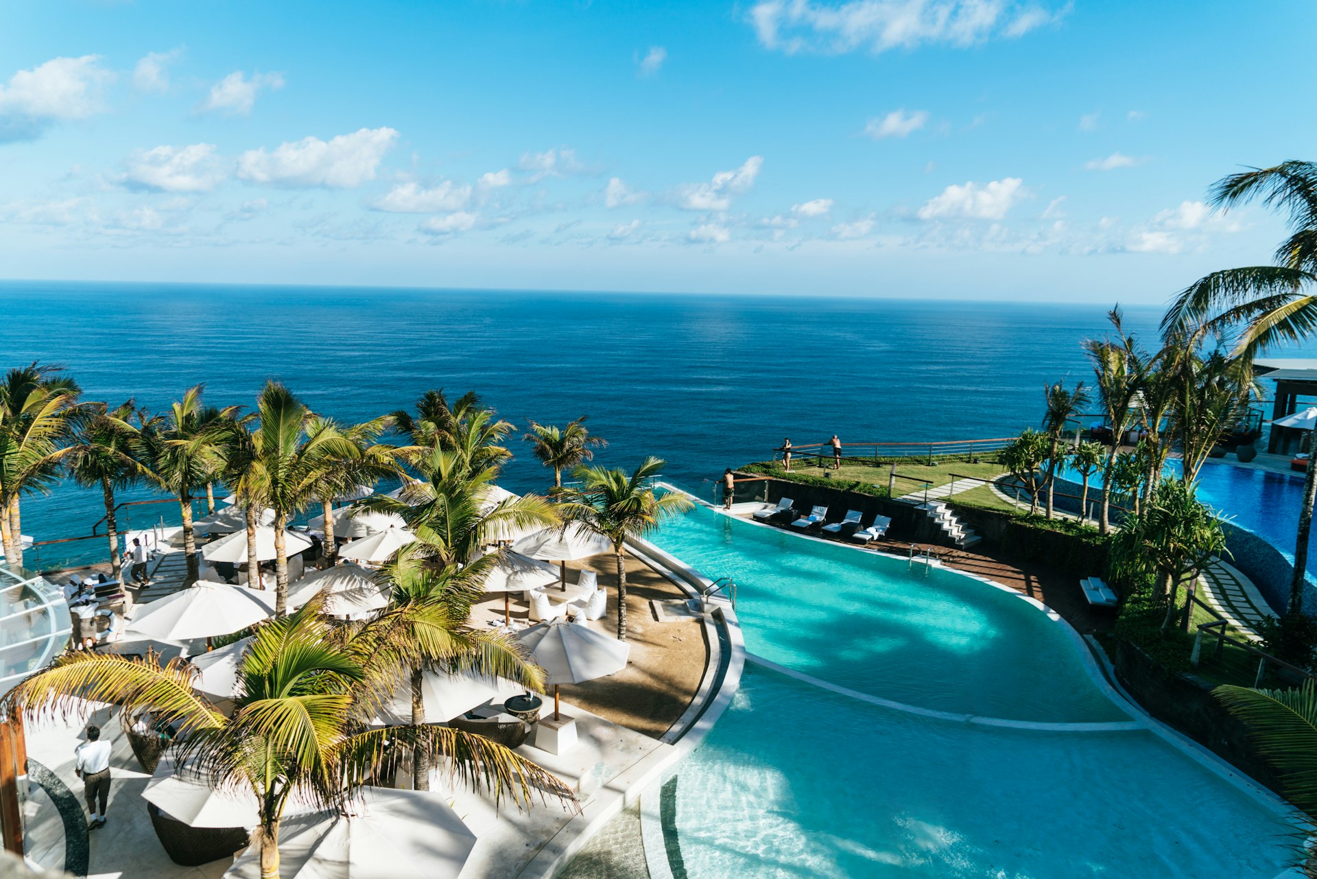 Luxury coastal recovery sanctuary